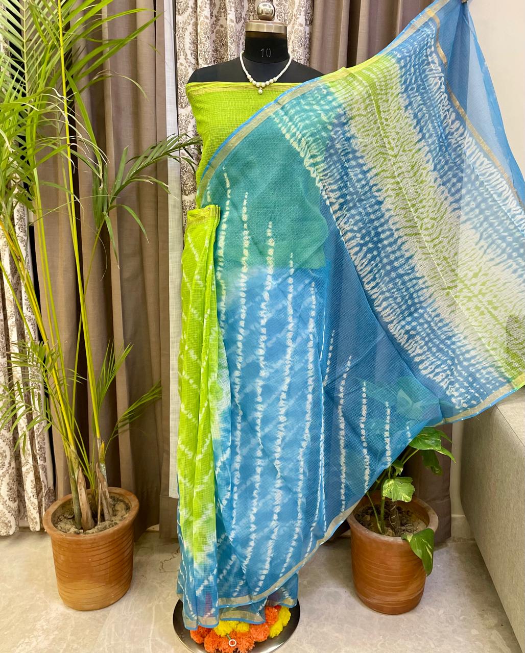 Ocean Breeze Bandhani Saree